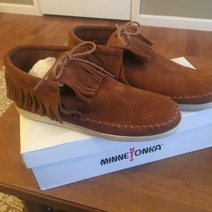 BRAND NEW Minnetonka Moccasins!